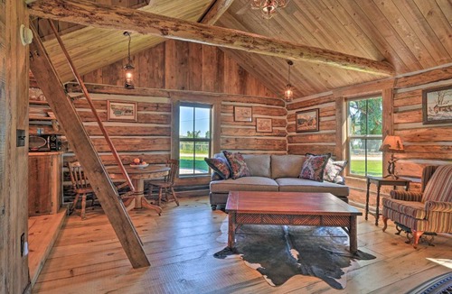 Hamilton House | Montana Retreat: Original Hamilton Log Cabin!