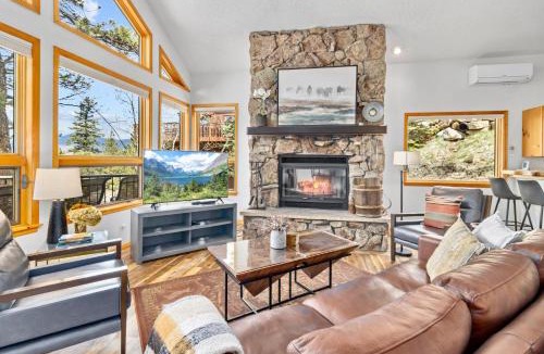 Windcliff Estates House | Montane Luxury Vacation Rental at Windcliff home