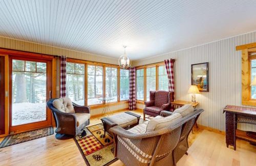 St Germain House | Moon Ridge Lodge