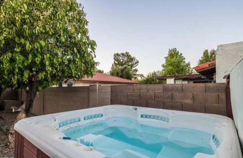 North Mountain House | Moon Valley Manor