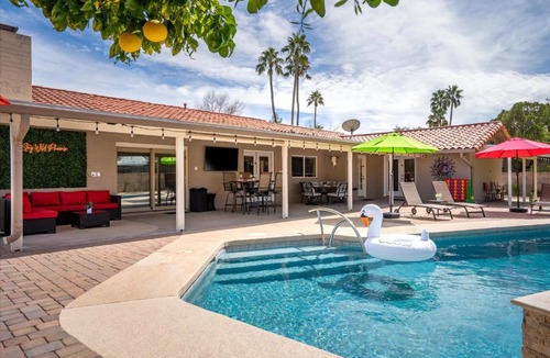 North Mountain House | Moon Valley-Pool Spa Foosball Ping Pong PutPut