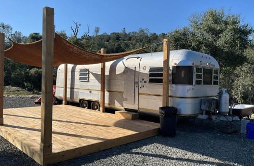 Smartville Other | Moonshadow Flat Glamping - Onyx Tent