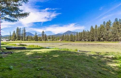 Sandpoint House | Moonshadow Road