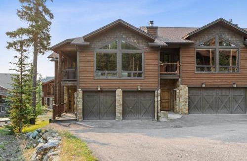 Whitefish House | Moose Jaw 34