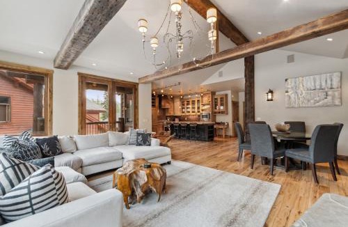 Whitefish House | Moose Jaw 34
