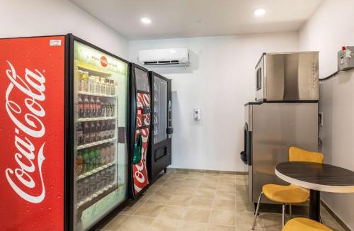 Las Vegas Hotel | Motel 6-Las Vegas, NV - Motor Speedway