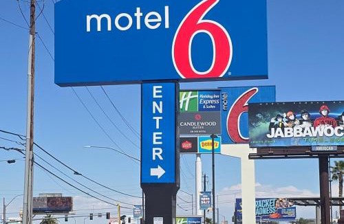 Las Vegas Hotel | Motel 6 Las Vegas, NV - Strip