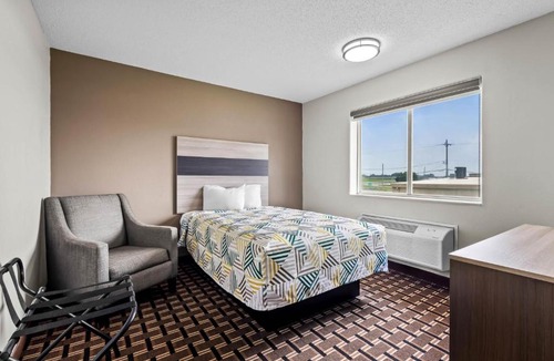 North Sioux City Hotel | Motel 6 North Sioux City, SD I 29 North