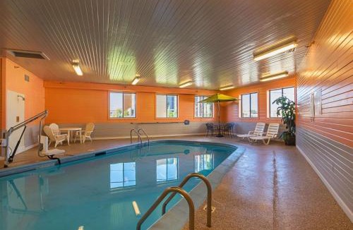 Waterloo Hotel | Motel 6-Waterloo, IA - Crossroads Mall - Cedar Falls