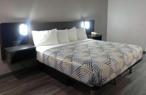 Winslow Hotel | Motel 6-Winslow, AZ