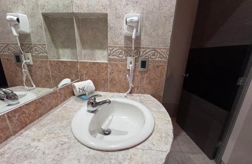 Mexicali Hotel | Motel Kis
