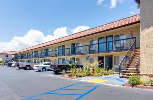 Southwest Anaheim Hotel | Motel Moonlight