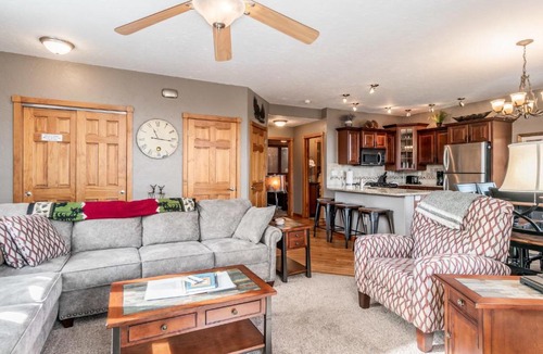 Estes Park Apartment | Mount Cirrus 10B Condo