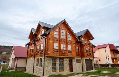 Kolasin Ski Chalet | Mountain Boy chalet with sauna