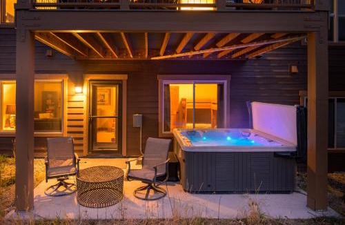 Rendezvous House | Mountain Chalet 123 I Private Hot Tub I Great Views I Activity Program
