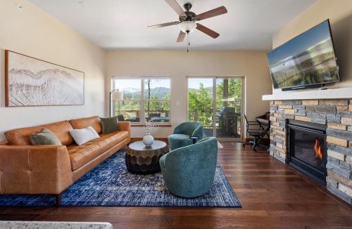 Rendezvous House | Mountain Chalet 138 I Private Hot Tub I Great Views I I Activity Program