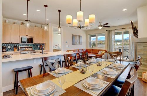 Rendezvous House | Mountain Chalet 95 I Private Hot Tub I Great Views I Activity Program