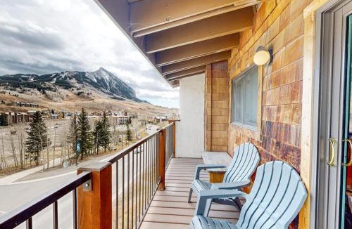 Mount Crested Butte Apartment | Mountain Delight