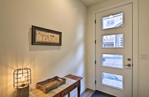 Rendezvous House | Mountain Escape w/Hot Tub < 5 Mi to Winter Park!