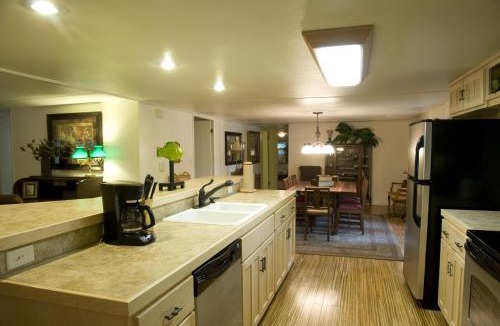 Mount Ida House | Mountain Harbor three bedroom, two bath house
