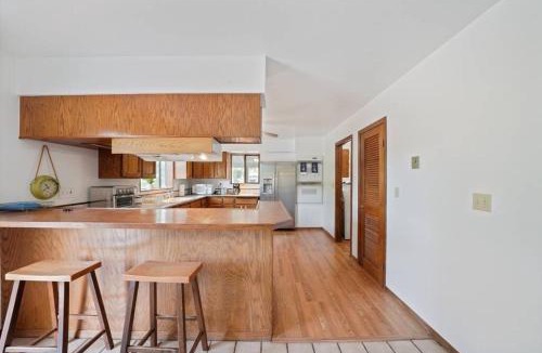 Beaver House | Mountain Home w/a River in Back - Close to Skiing