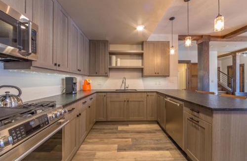 Big Sky House | Mountain Lake Condo - Unit 102B
