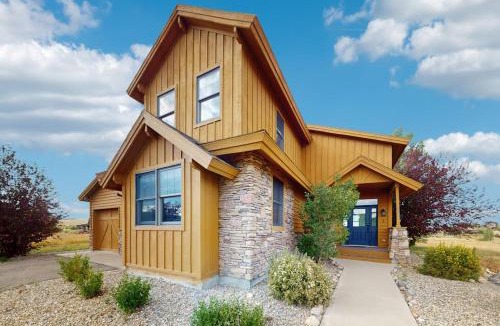 Grand Elk Ranch House | Mountain Sky Retreat