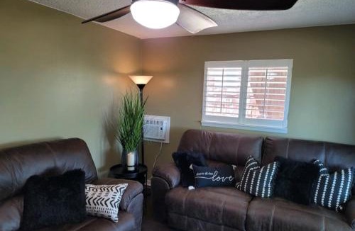 Cody House | Mountain View Lodging Cody