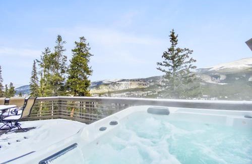 Warrior's Mark West House | Mountain View Ski Lodge