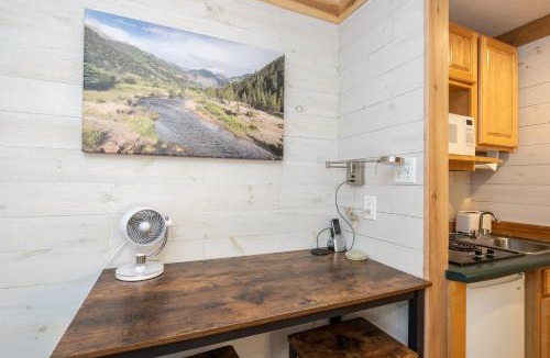 Telluride Hotel | Mountainside Inn 310 by Alpine Lodging Telluride