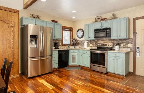 Silvercreek Apartment | Mountainside Unit B-8