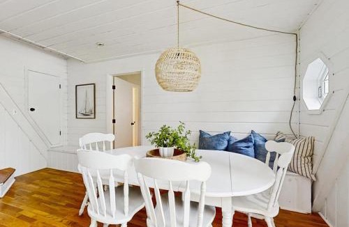 Charlevoix House | Mt McSauba A Frame Cottage