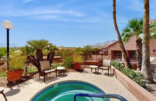 Tucson House | Mtn-View Condo w/Resort Amenities in Tucson!