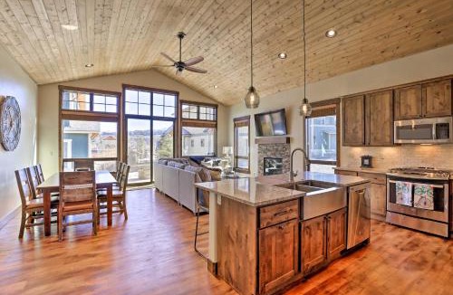 Grand Park House | Mtn-View Fraser Home w/Hot Tub - Near Skiing!
