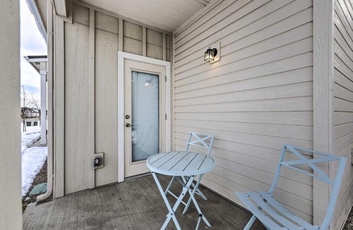 Nampa House | Nampa Townhome ~ 18 Mi to Downtown Boise!