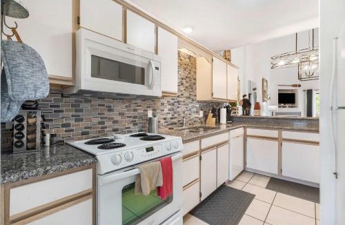 Table Rock House | Nantucket at the Pointe - Adventure & Relaxation