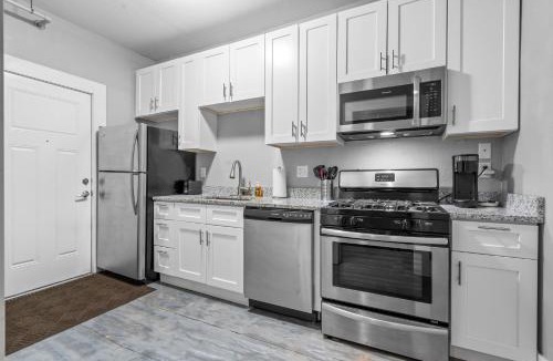 Sherman Hill Apartment | Navarre Apartments