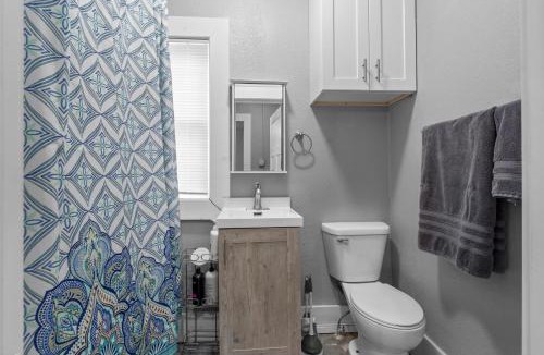 Sherman Hill Apartment | Navarre Apartments