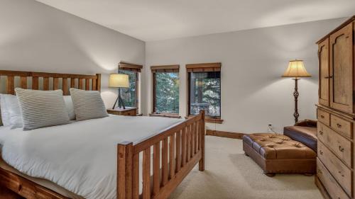 Beaver Creek House | Navigator Lodge