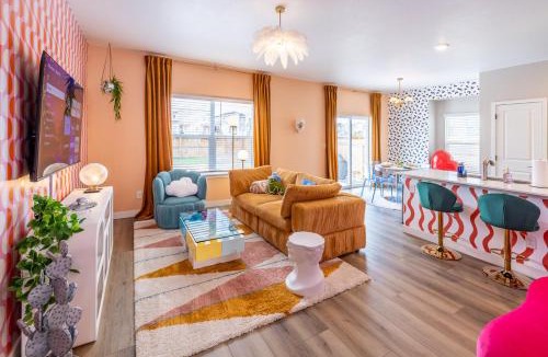 Commerce City House | Near Airport, 3BR, Stock Tank Pool, Mini-Golf, Game Rm