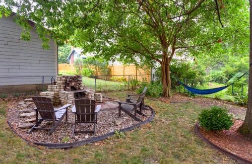 Waveland Park House | Near Drake/Downtown packed w/Amenities - Hot Tub - Movie Theater