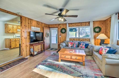 Show Low House | Near Fool Hollow Lake & Trails: Family Cabin