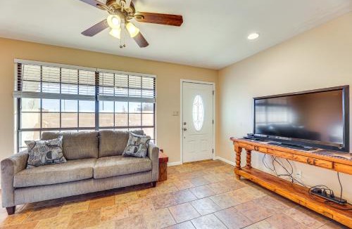 Florence House | Near Golfing & Green Spaces: Florence Family Home!