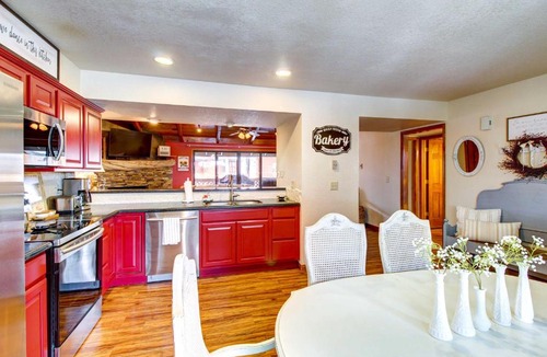 Pinetop House | Near Golfing & Hiking: Pinetop Vacation Rental!
