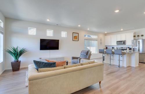 Commerce City House | Near Hiking, Golfing & Fishing: Colorado Retreat!