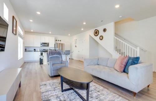 Commerce City House | Near Hiking, Golfing & Fishing: Colorado Retreat!