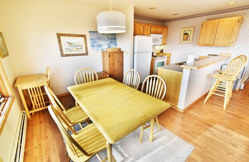 Wildernest Condo | Near Hiking Trails, Rec Path. Easy Drive to Dining, Shops, Rec Center Pool