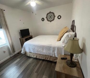East Mesa House | Near Red Mountain park
