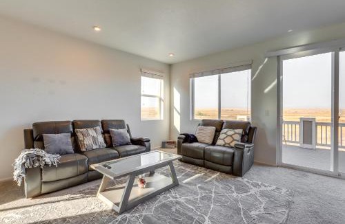 Commerce City House | Near Rocky Mountain Arsenal: Commerce City Home