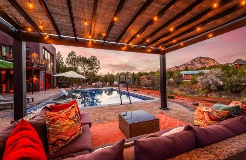 West Sedona Villa | NEW! 1 Acre West Sedona Estate Spa Game Room Stunning View Direct Trail Access!